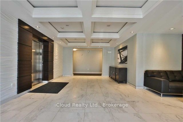 650 Sauve Street 409