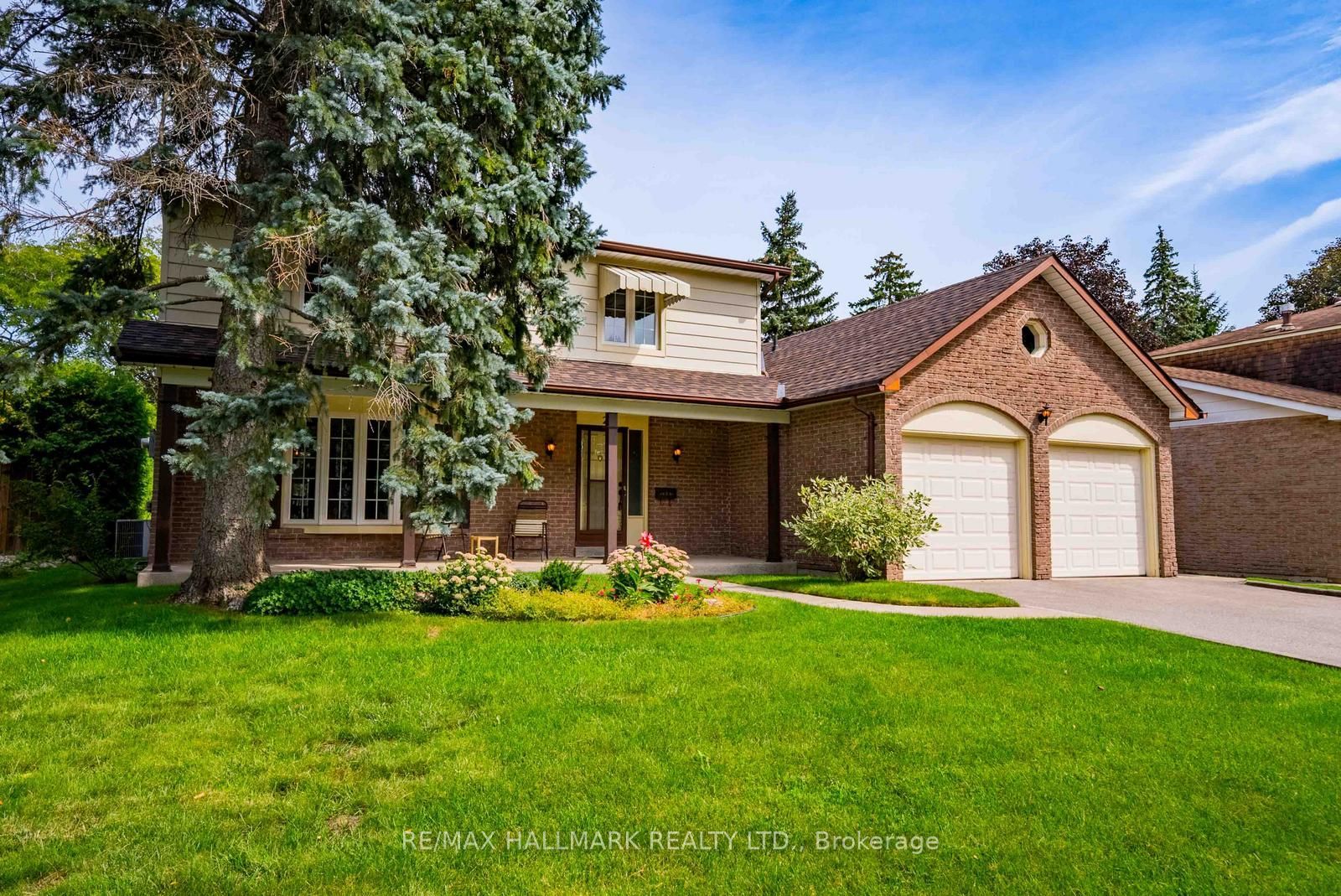 27 Sir Gawaine Place