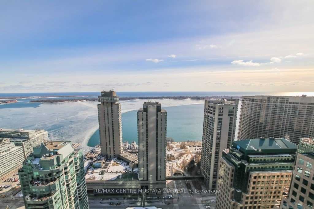 33 Bay Street 4110