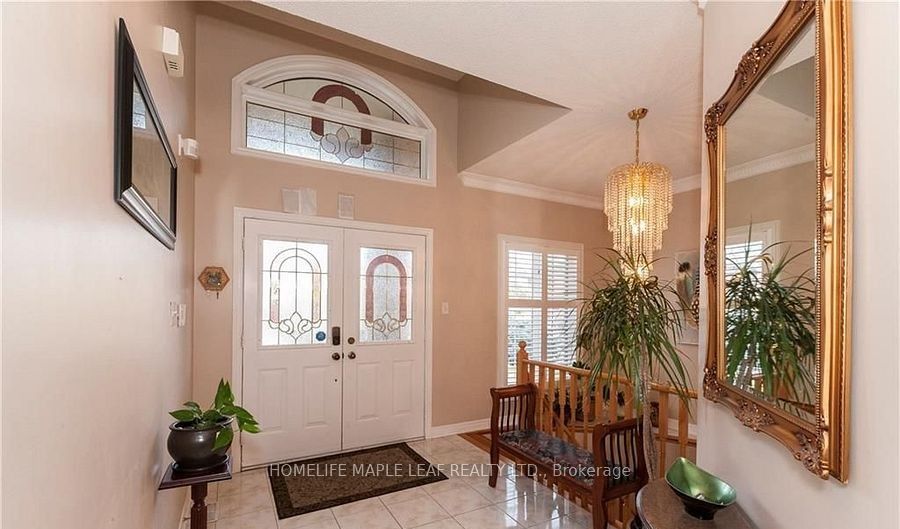 694 Gypsy Fly Crescent