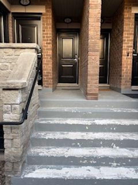 198 Pine Grove Road 216 Vaughan ON L4L 1X3