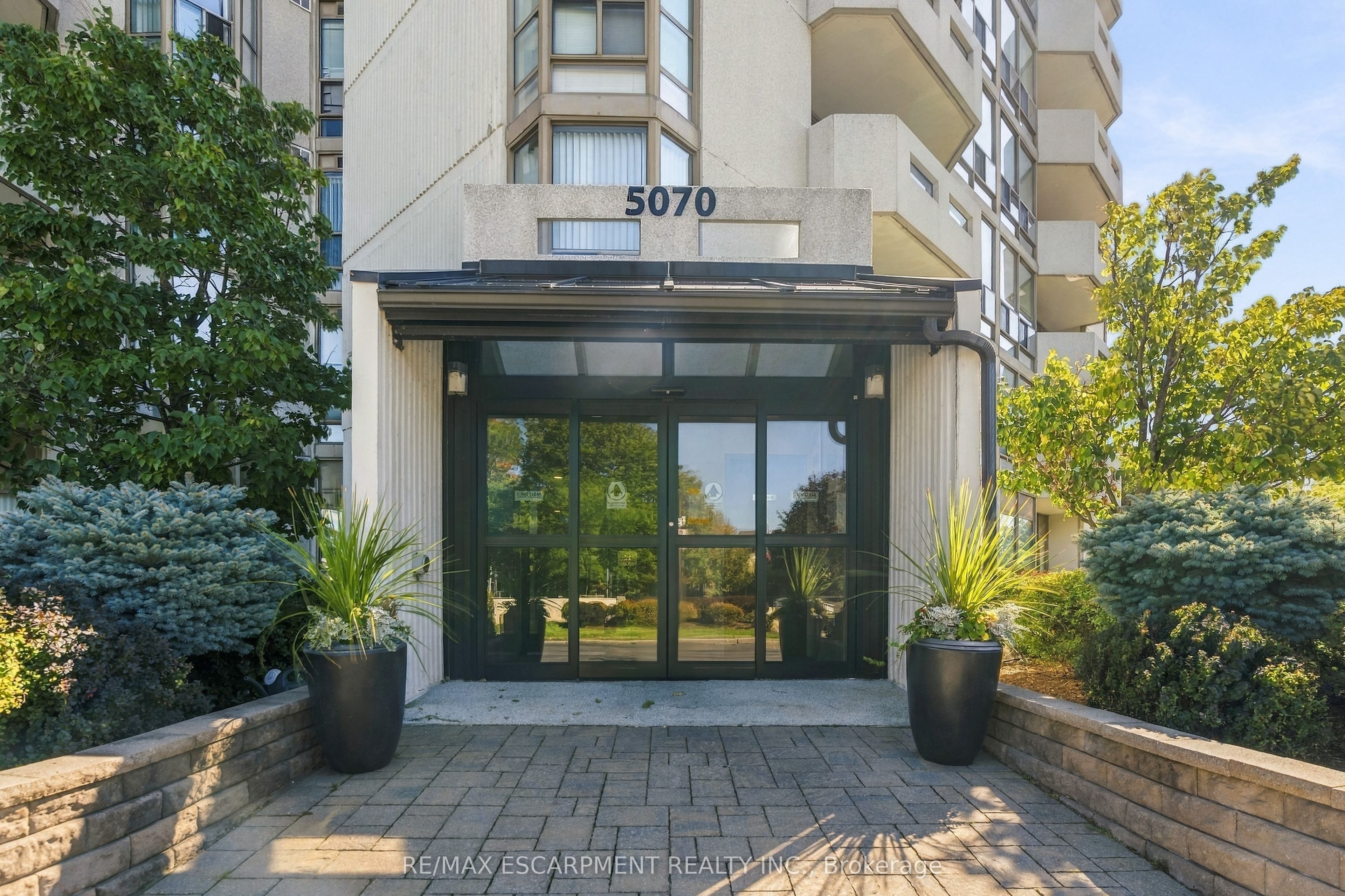 5070 PINEDALE Avenue 302