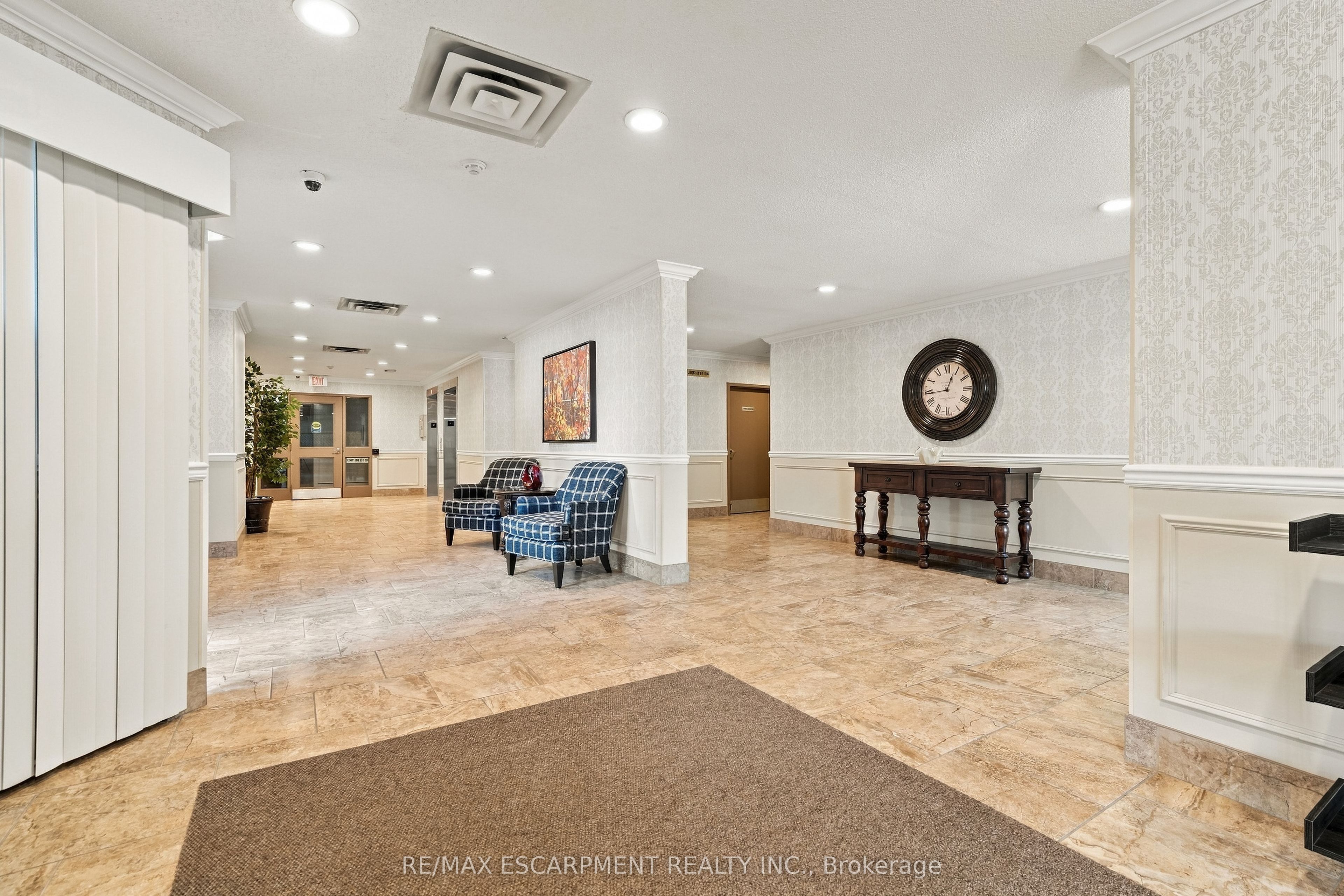 5070 PINEDALE Avenue 302
