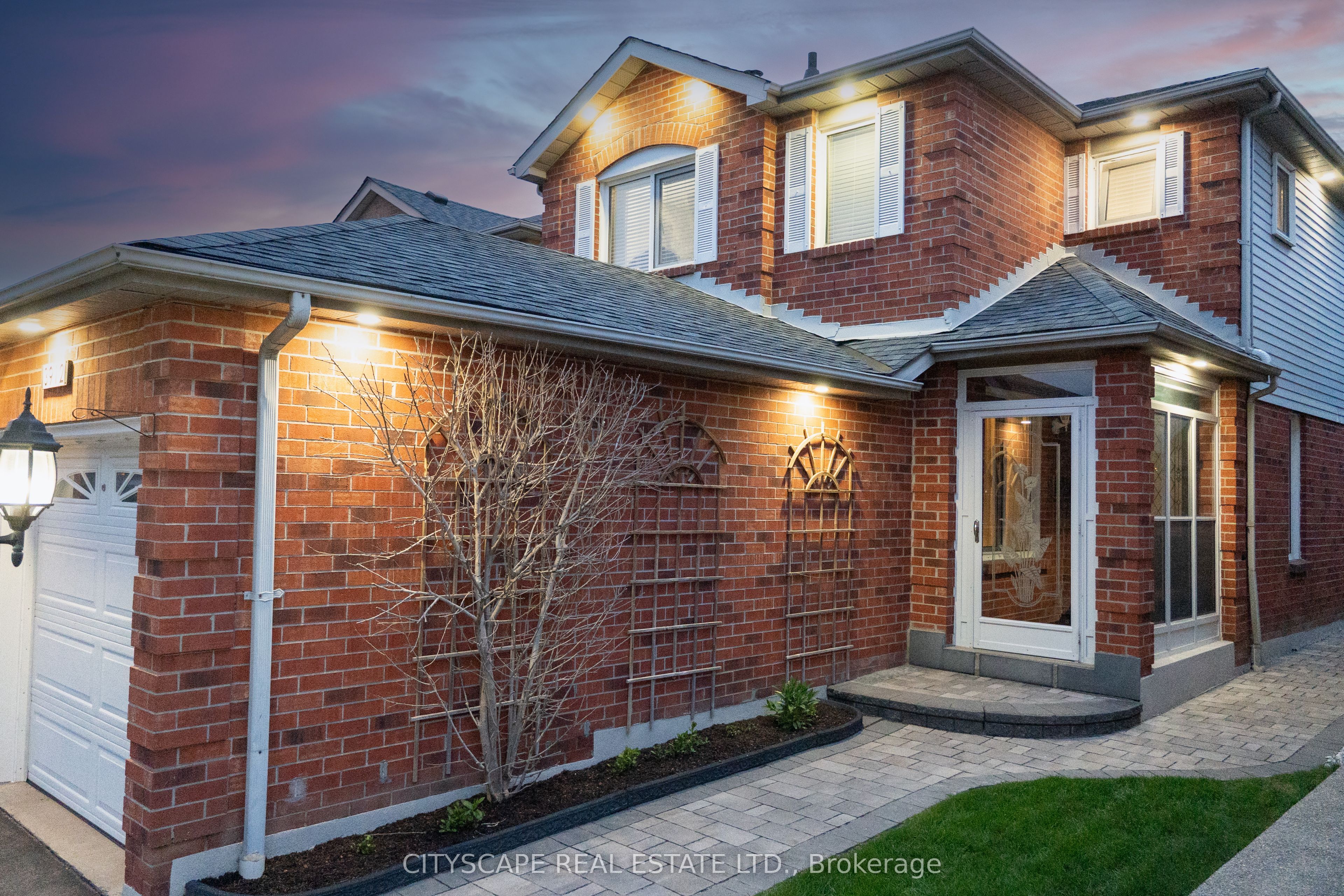 3912 Rushton Crescent
