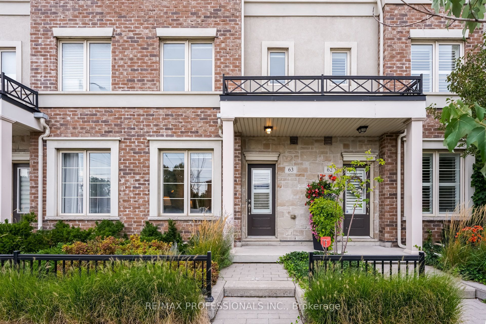 636 Evans Avenue 63