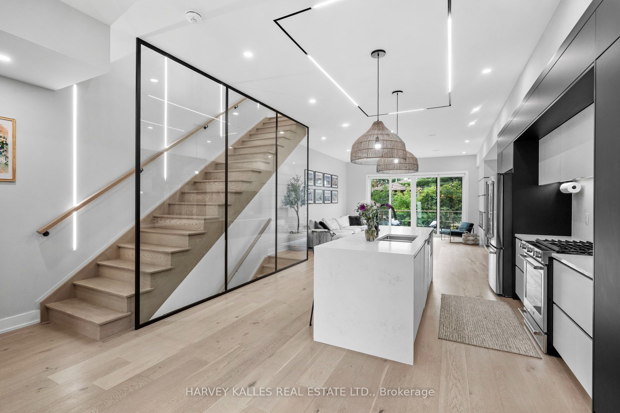 32 Albright Avenue