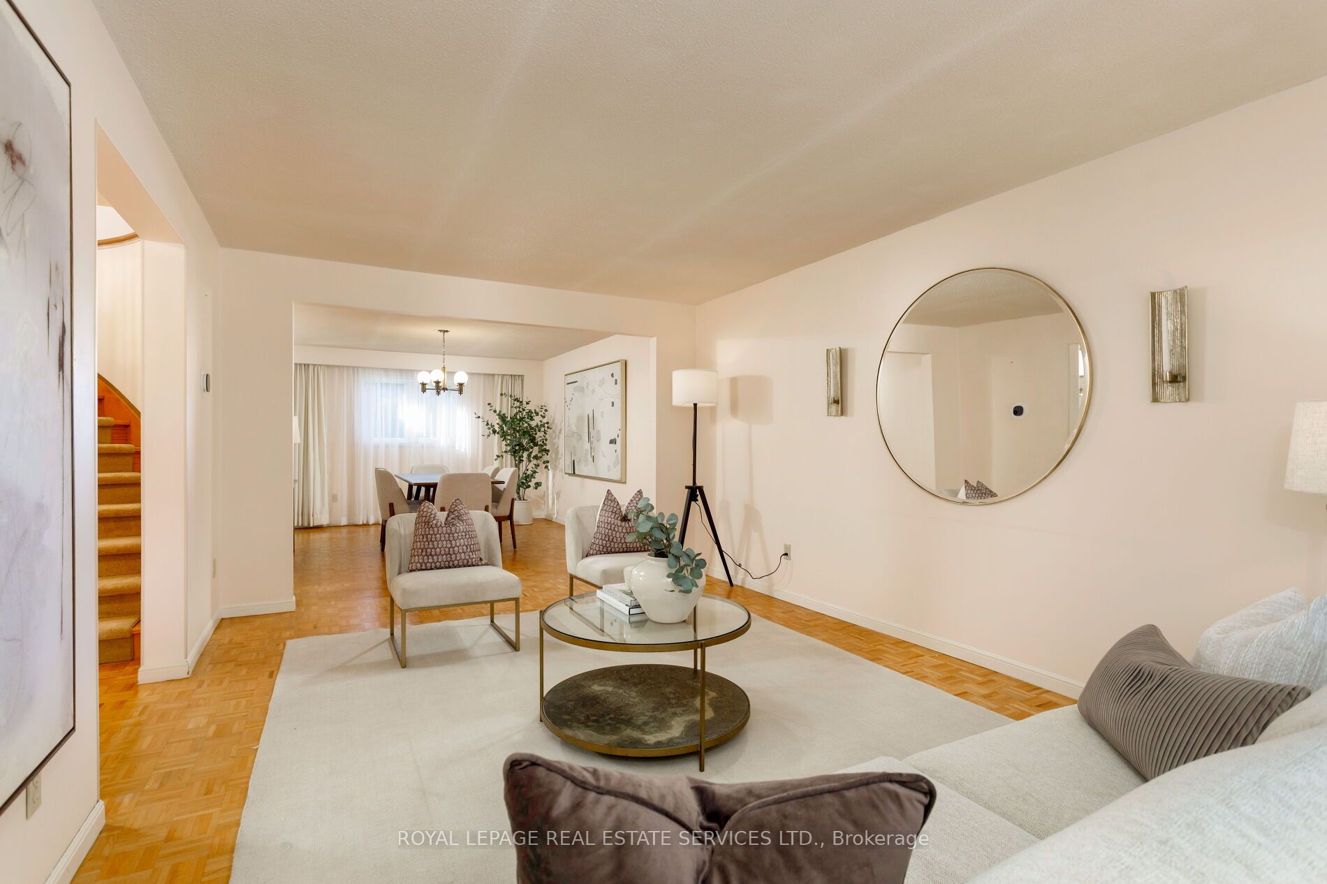 804 Willowbank Trail