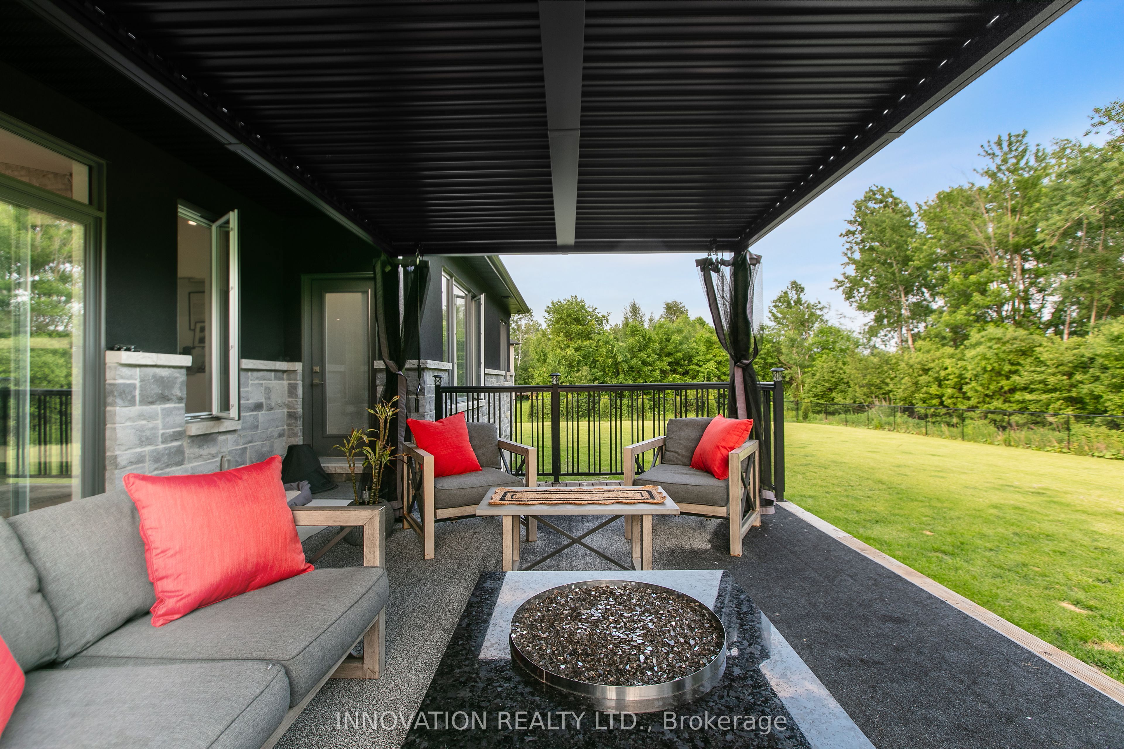 651 Ballycastle Crescent