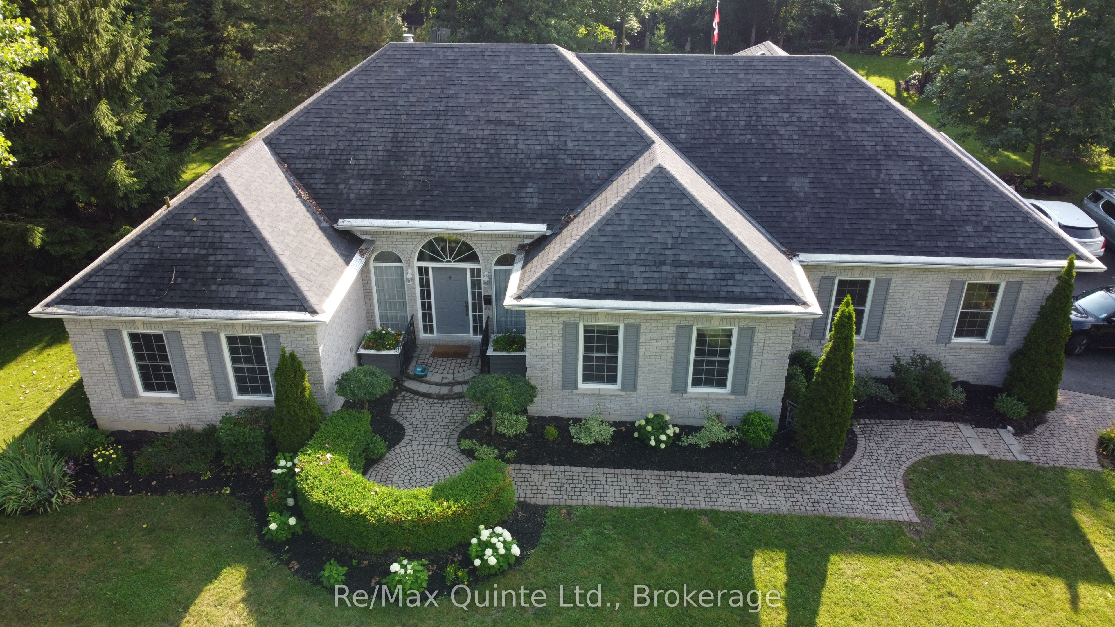 Photo 1 of 50 — 35 Penny Lane, Belleville, ON K8N 4Z4