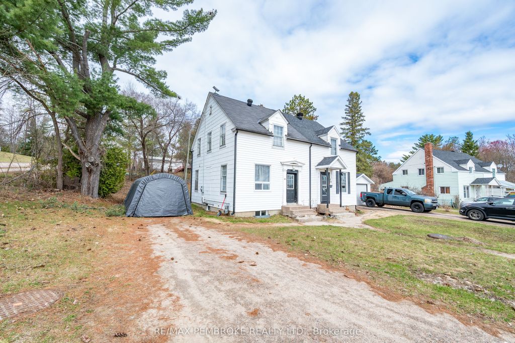 Photo of 67 Alder Crescent, Deep River, ON K0J 1P0 (MLS # X13076266)