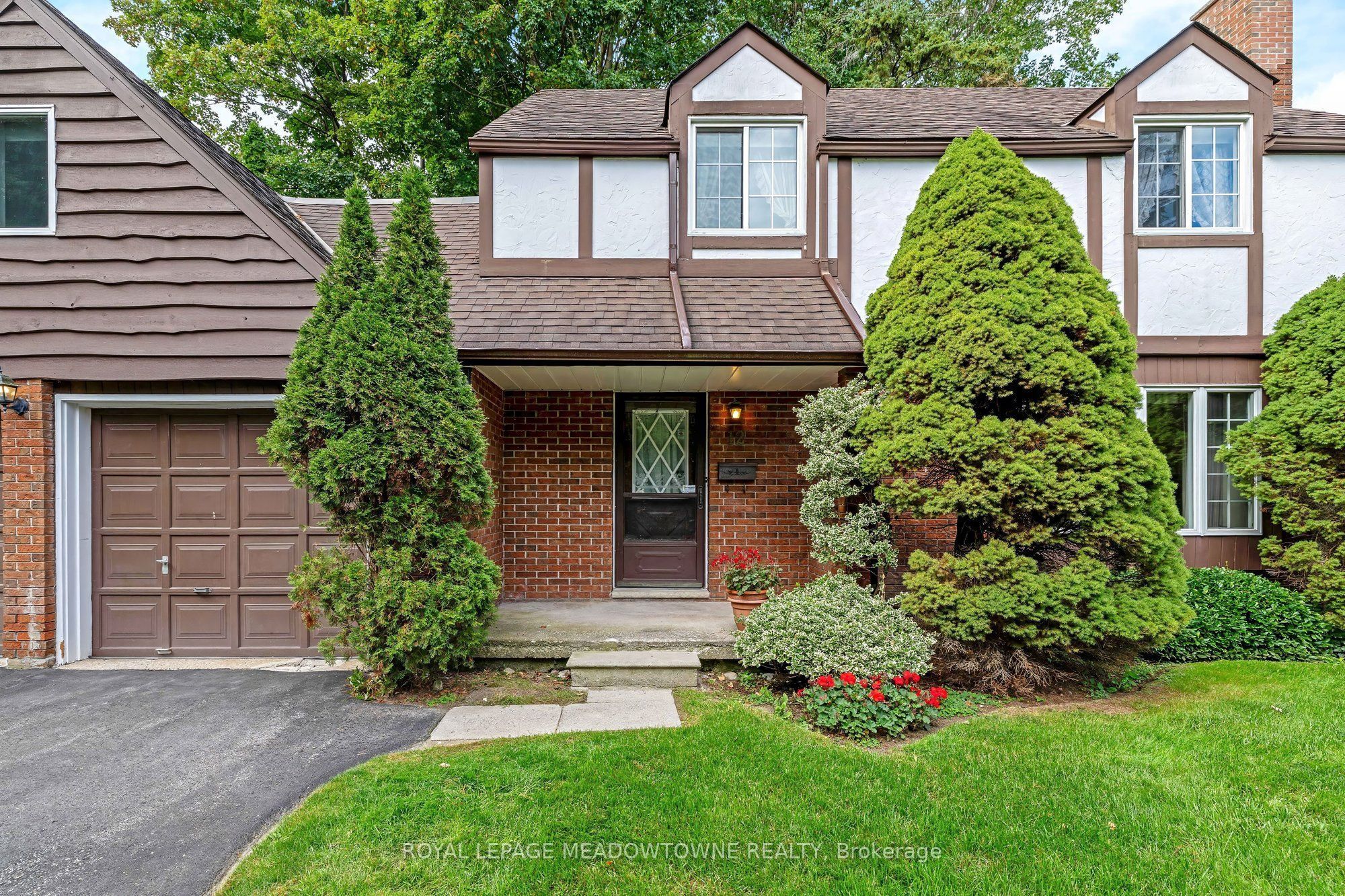 12 Mullen Place