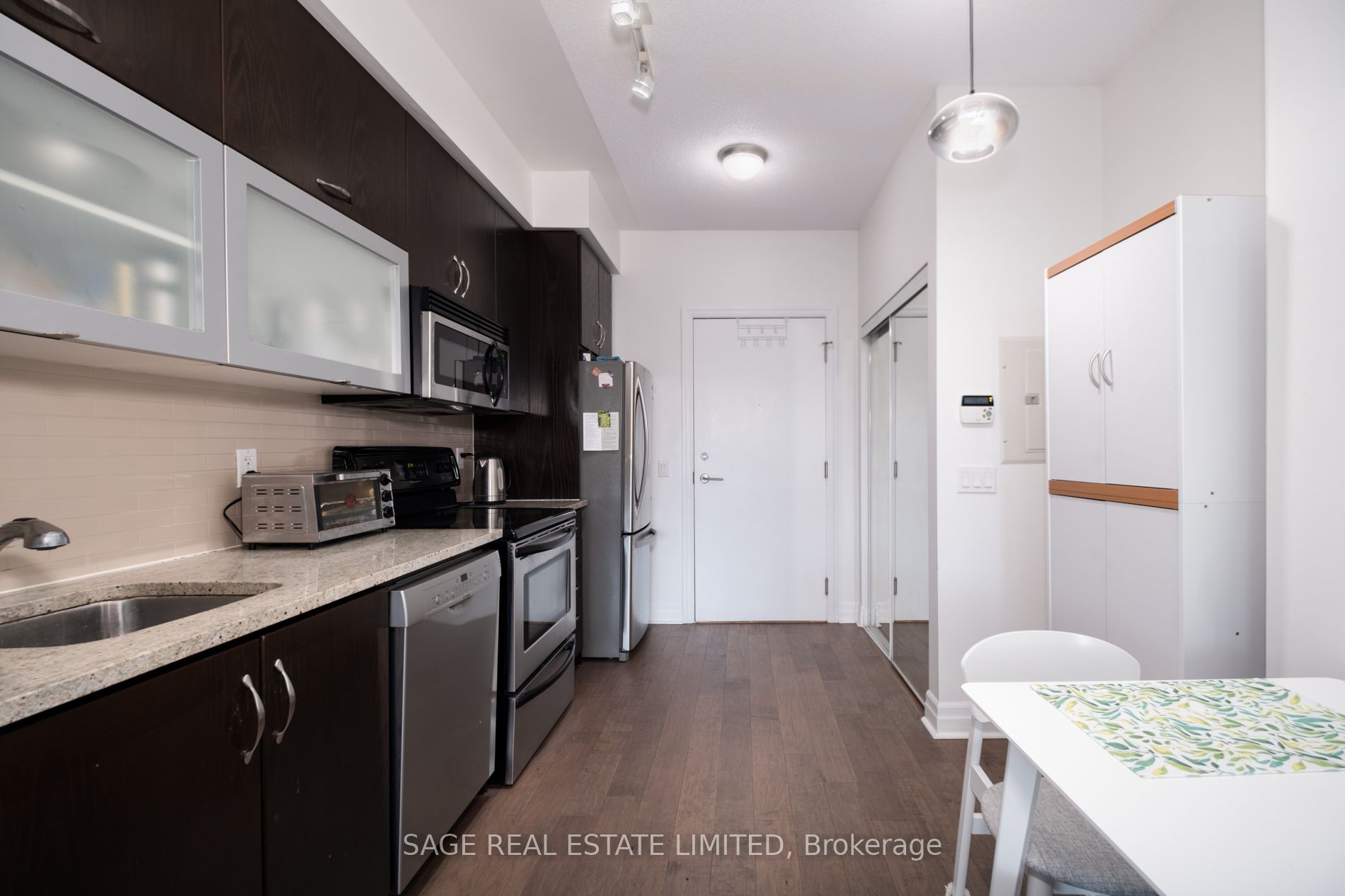 20 Gothic Avenue 624