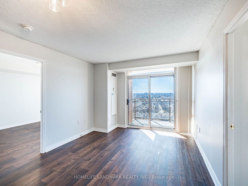 Photo of 55 Strathaven Drive #1210, Mississauga, ON L5R 4G9 (MLS # W13009696)