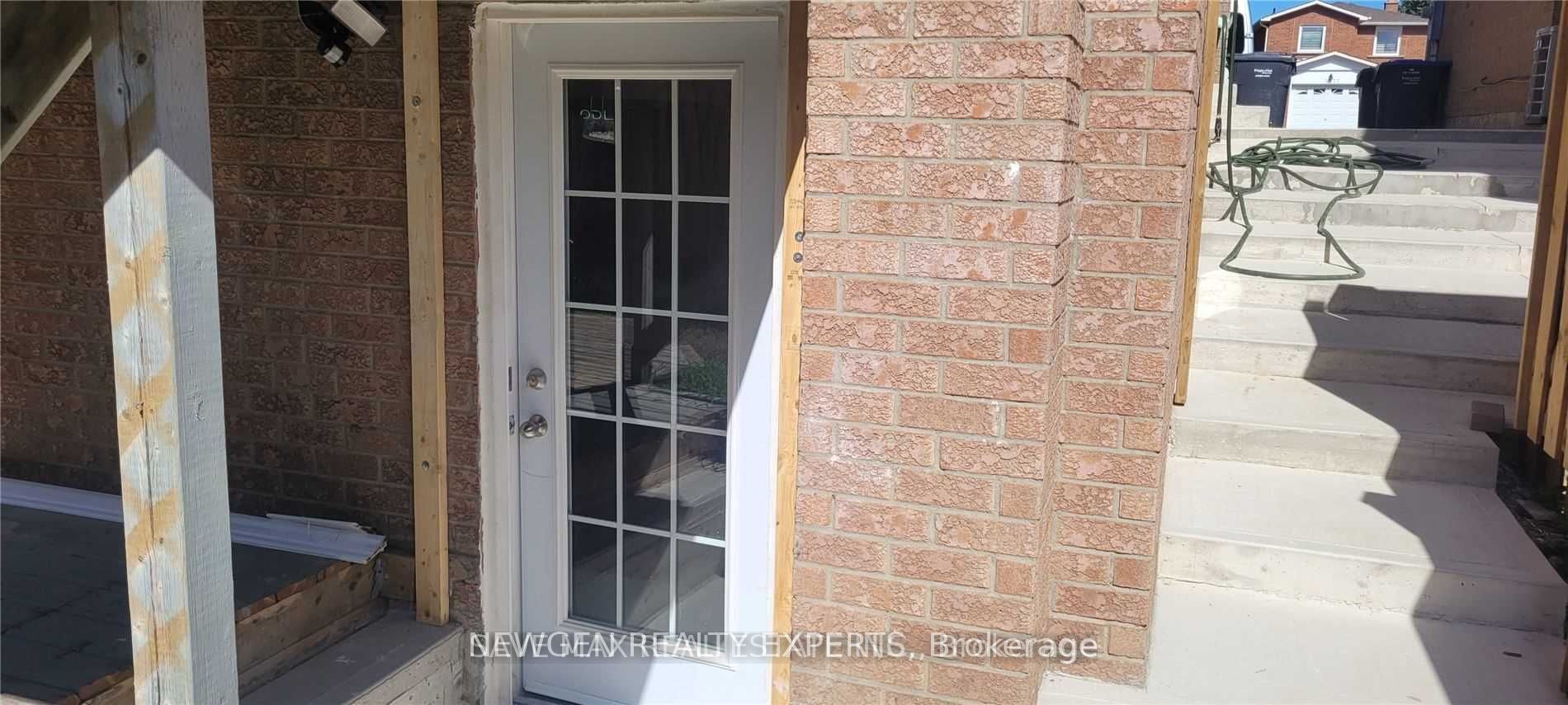 3080 Olympus Mews Bsmnt/2