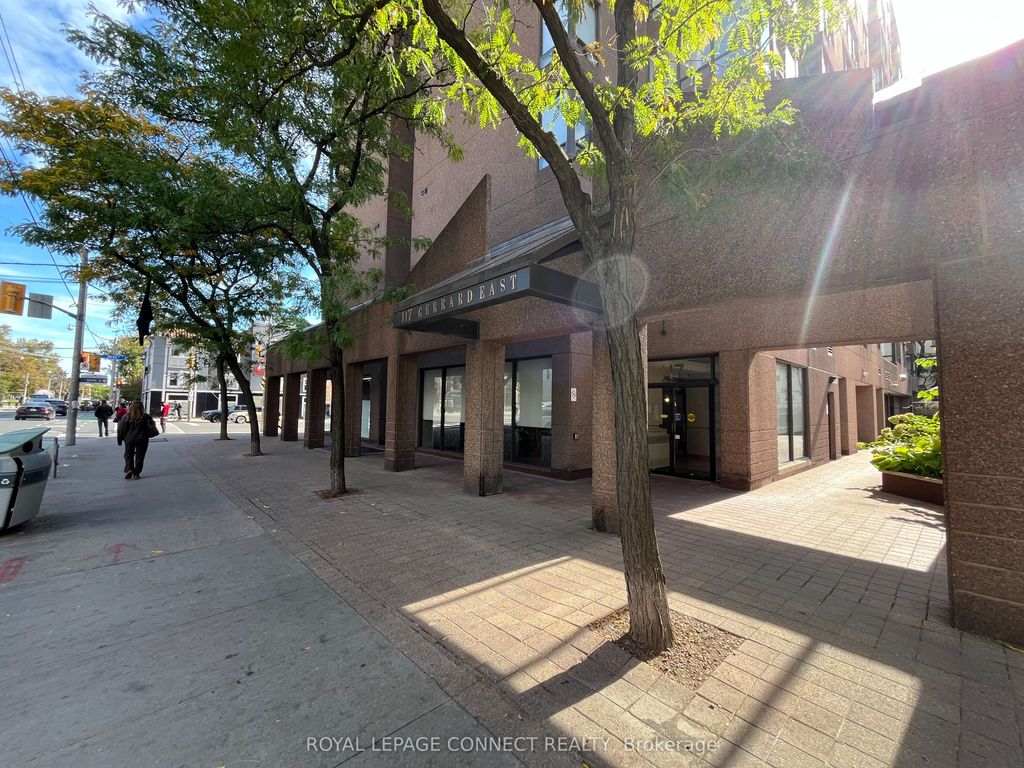 Photo of 117 Gerrard Street #601, Toronto, ON M5B 2L4 (MLS # C12458099)