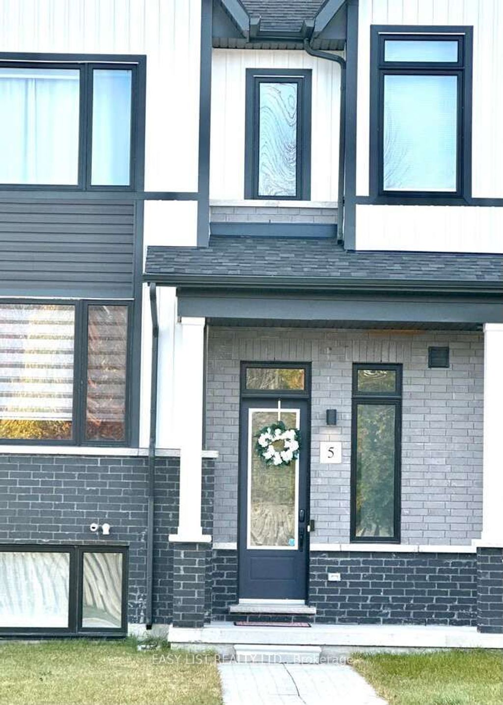 Photo of 160 Densmore Road #5, Cobourg, ON K9A 0X8 (MLS # X12588722)