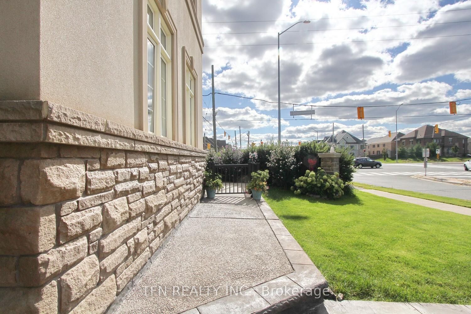 1 Beacon Hill Drive