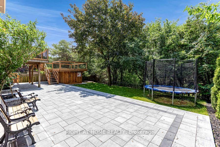 35 Harmony Hill Crescent