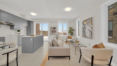 132 Mumbai Drive Markham ON L3S 3K5