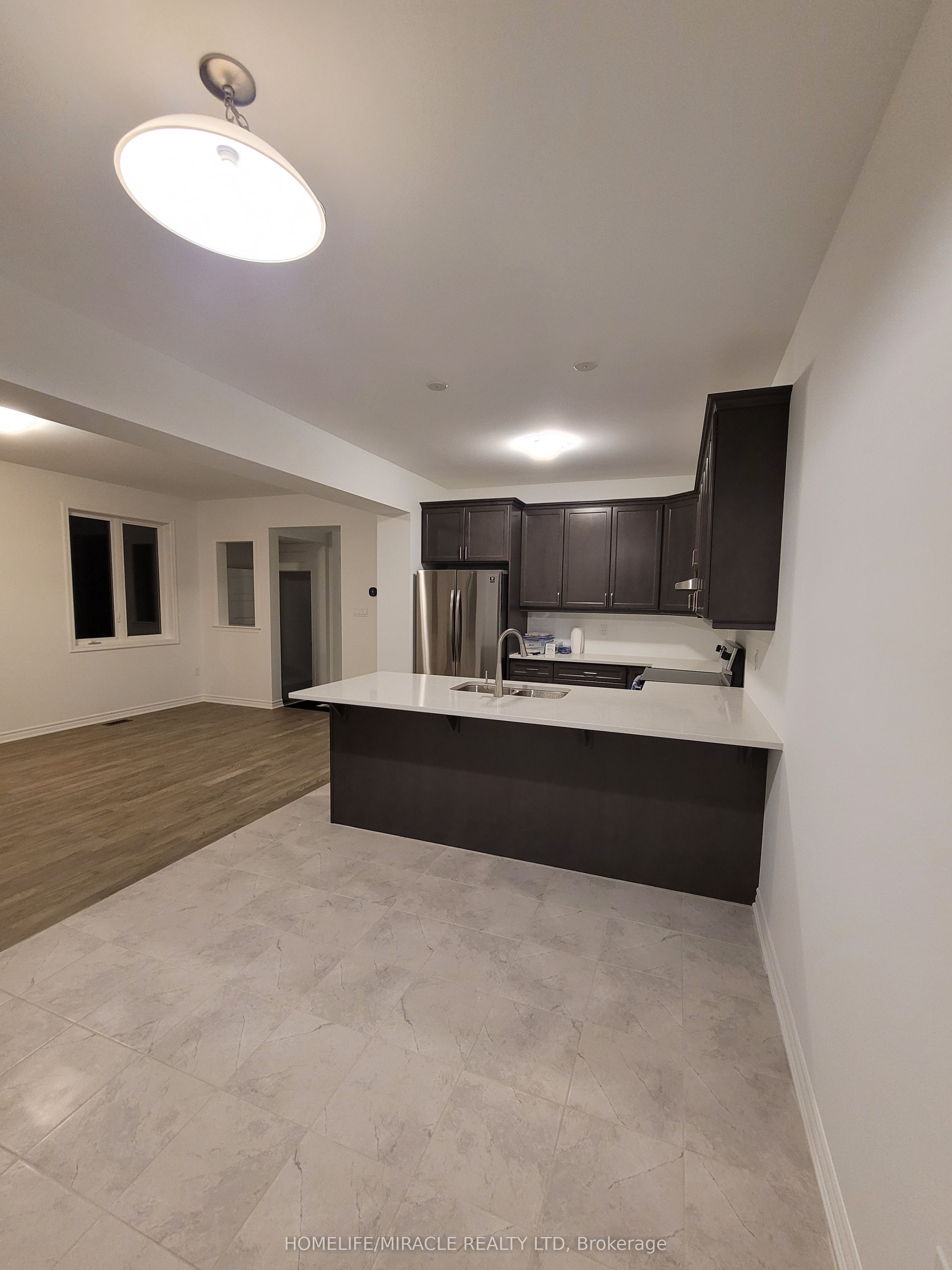 954 Chestnut Heights