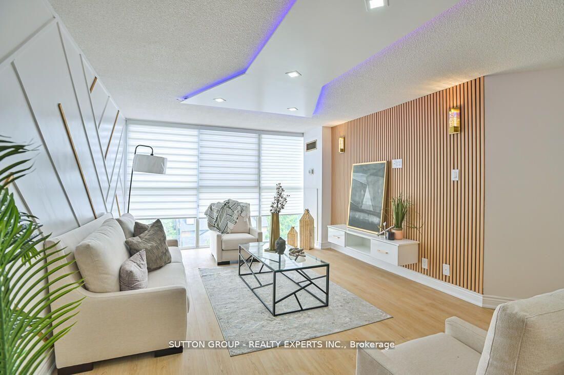 35 Trailwood Drive 713