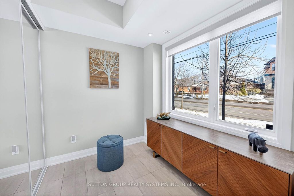 Photo of 1126A Islington Avenue, Toronto, ON M8Z 0G6 (MLS # W12831404)