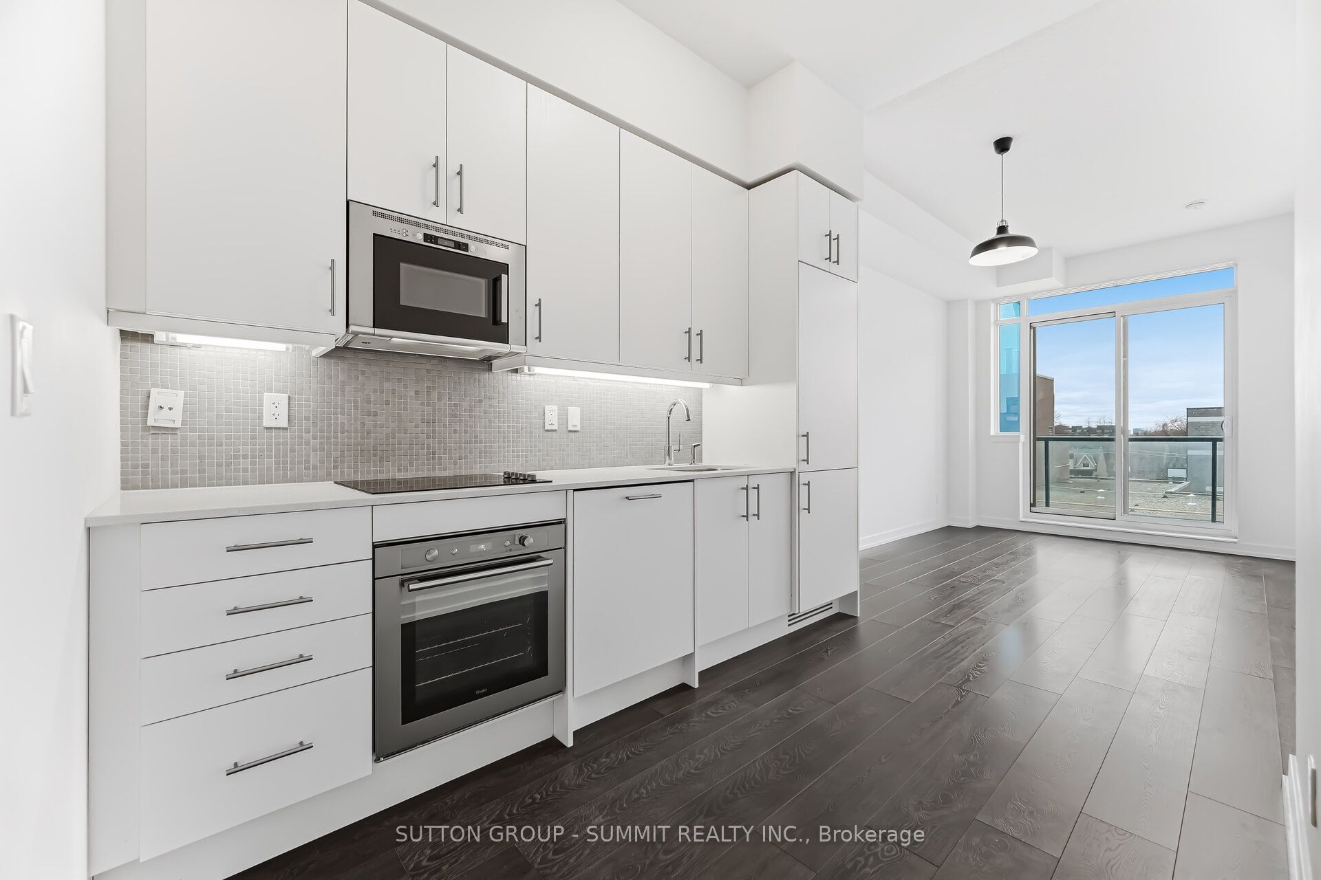 297 College Street 506