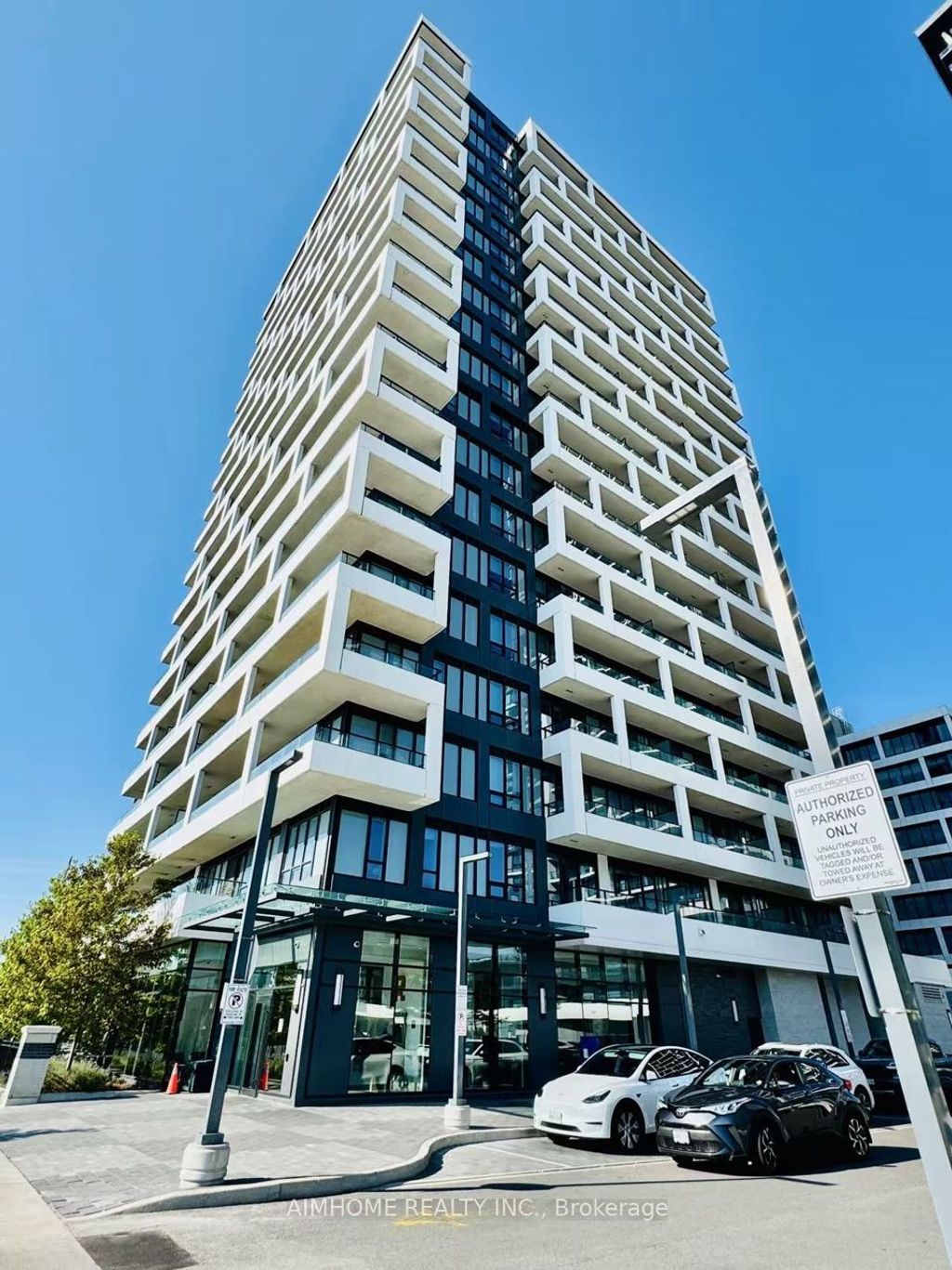 Photo of 38 Water Walk Drive #910, Markham, ON L3R 6M8 (MLS # N12894176)