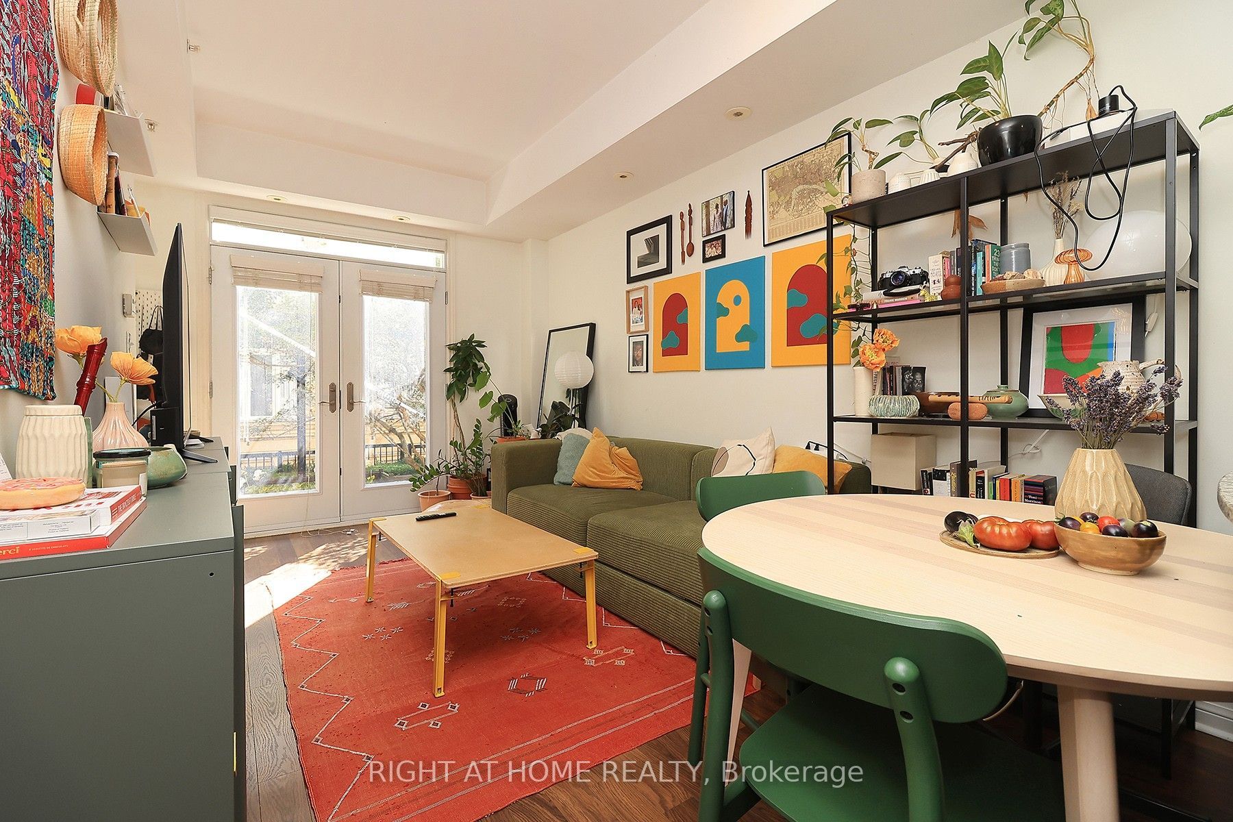 78 Carr Street TH12