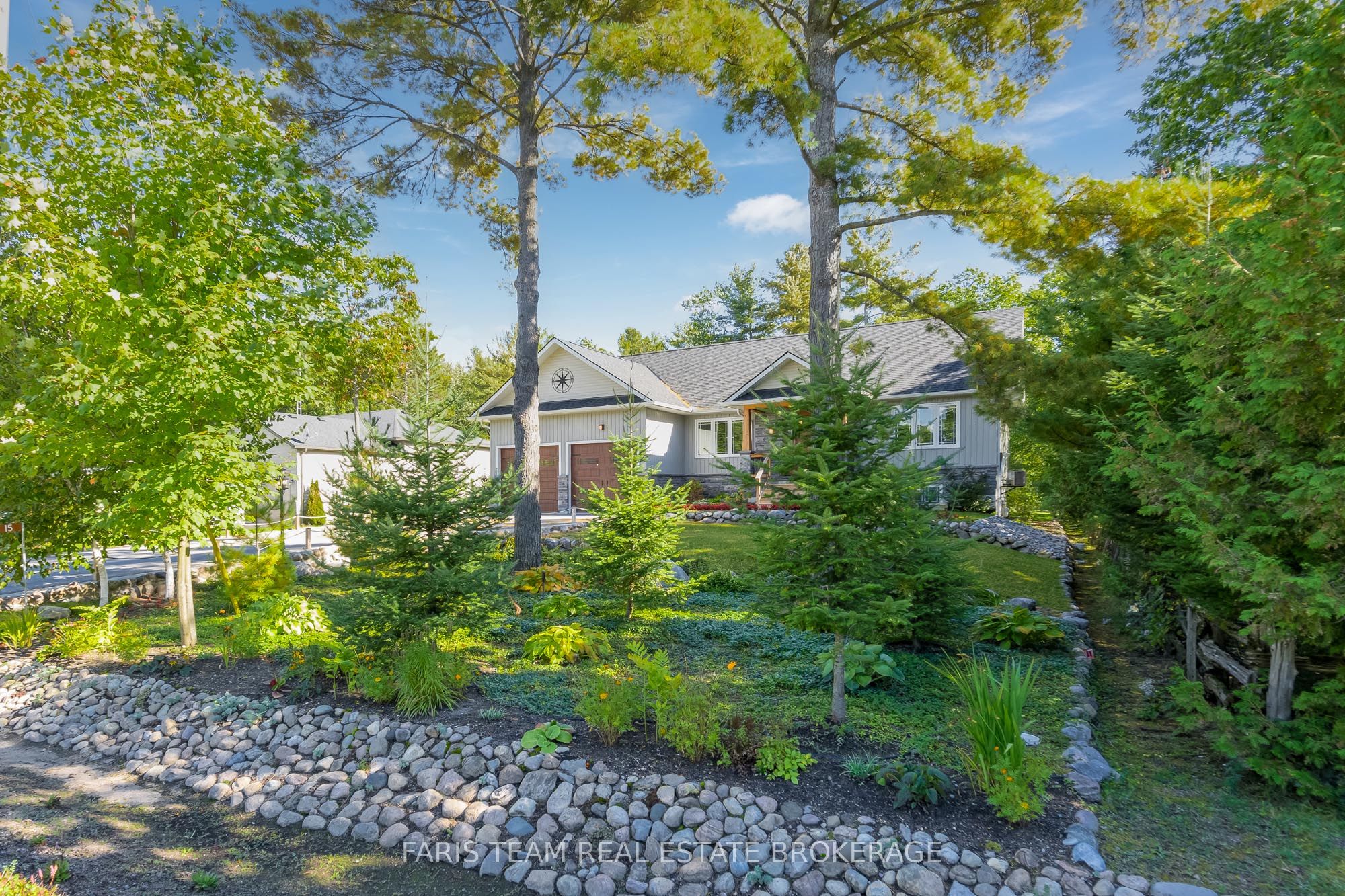 15 Stoney Road