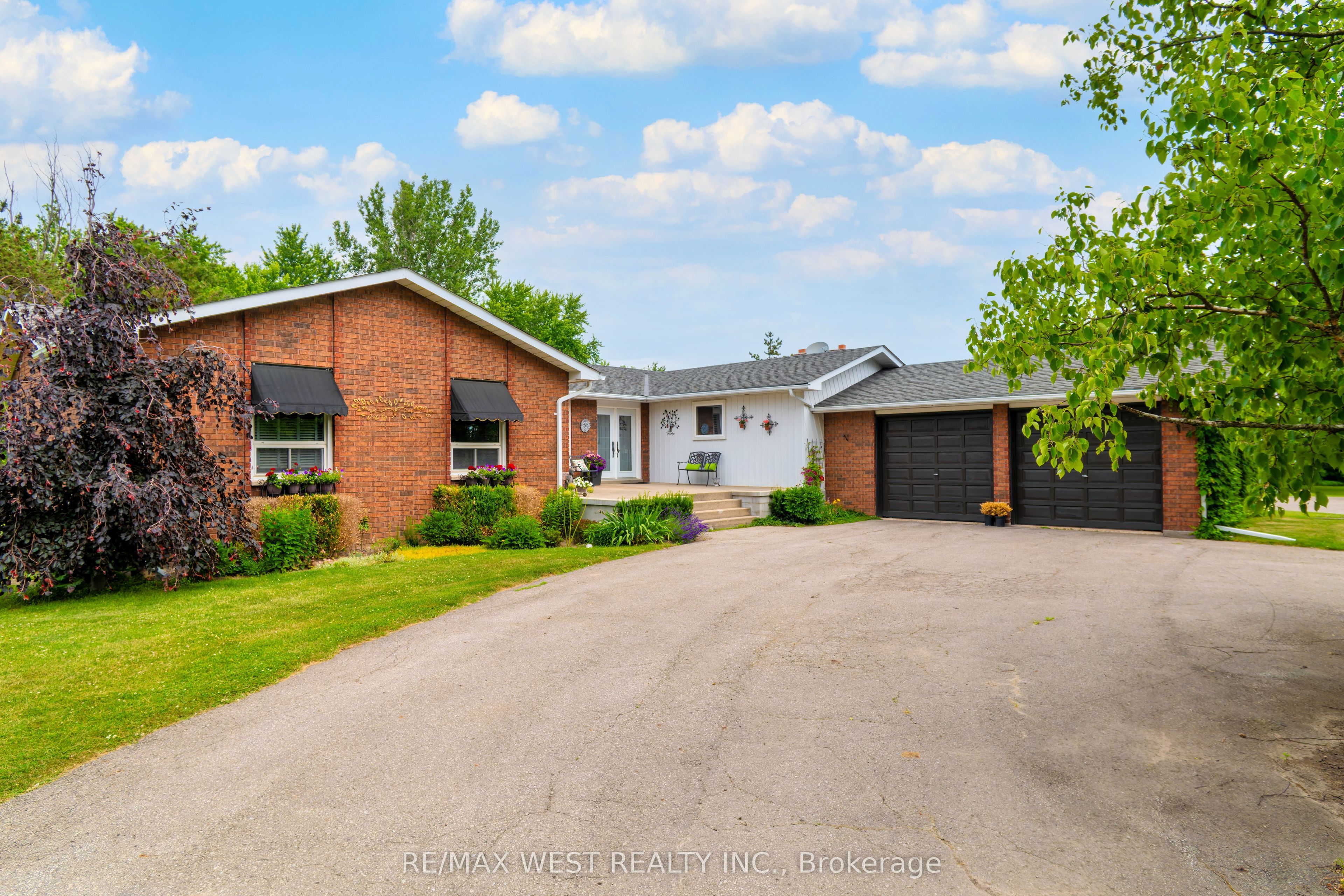 7324 Highway 9 Road S