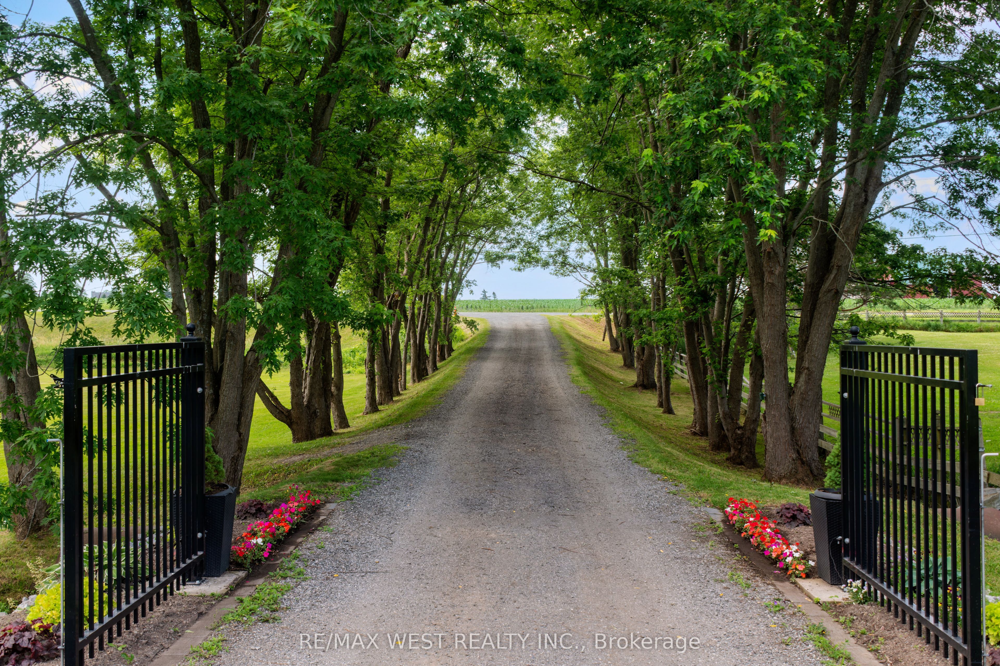 7324 Highway 9 Road S