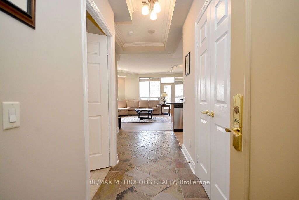 25 Kingsbridge Garden Circle 2612