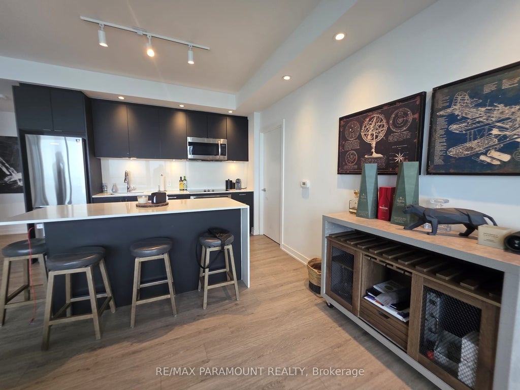 Photo of 1926 Lake Shore Boulevard W #1807, Toronto, ON M6S 1A1 (MLS # W13703776)