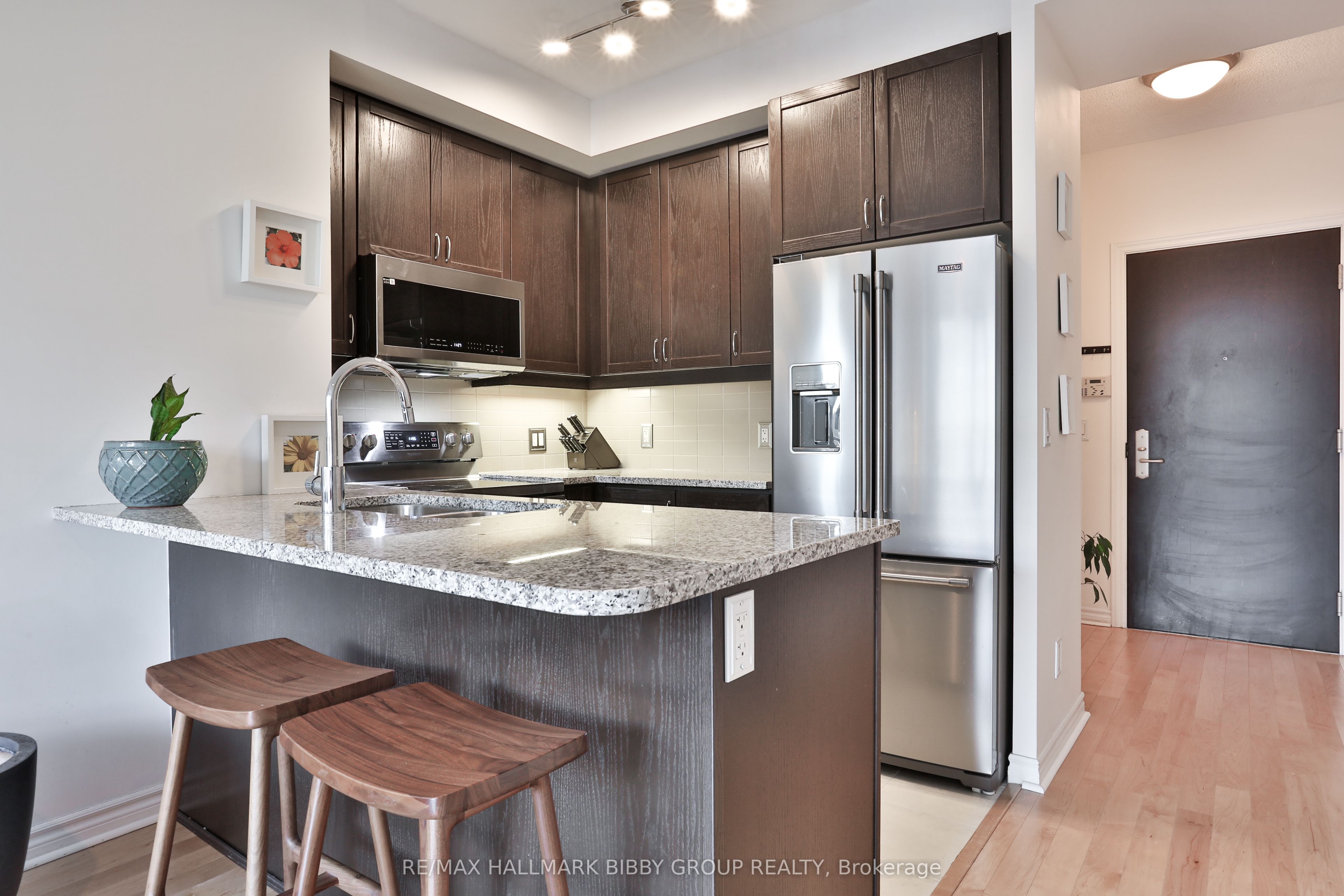 1135 Royal York Road 814