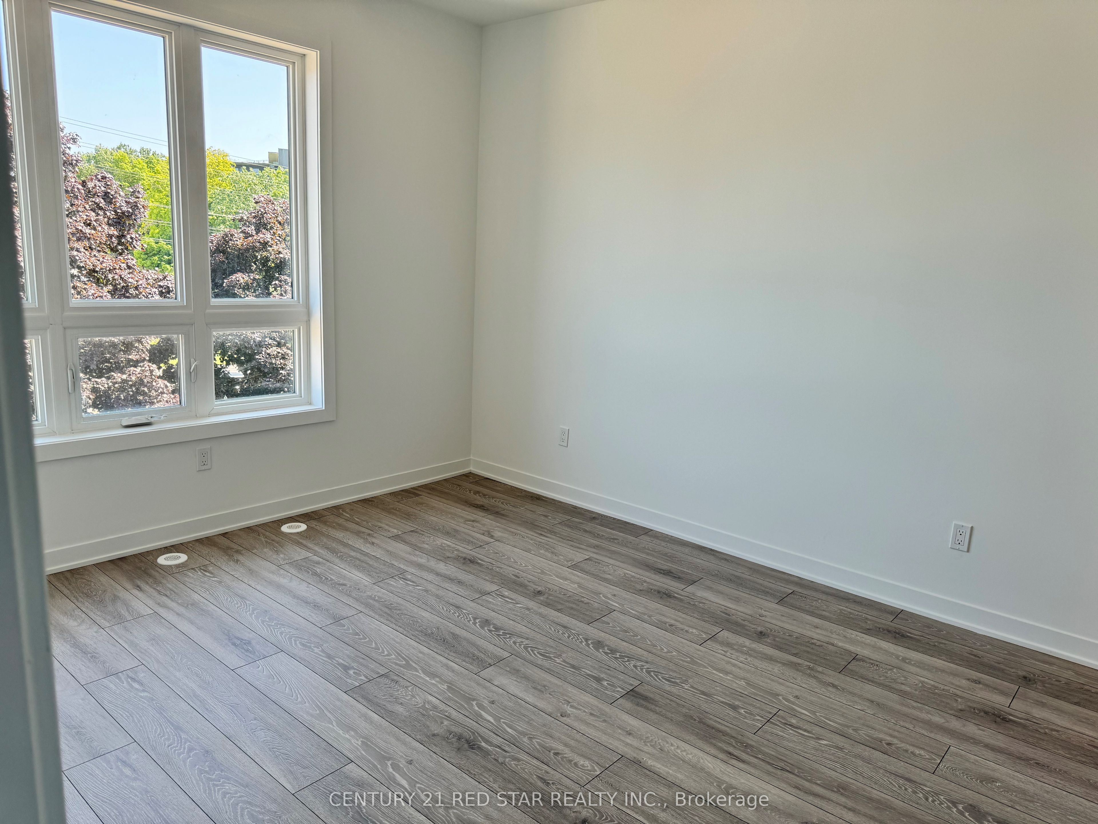 4017 Hickory Drive 11