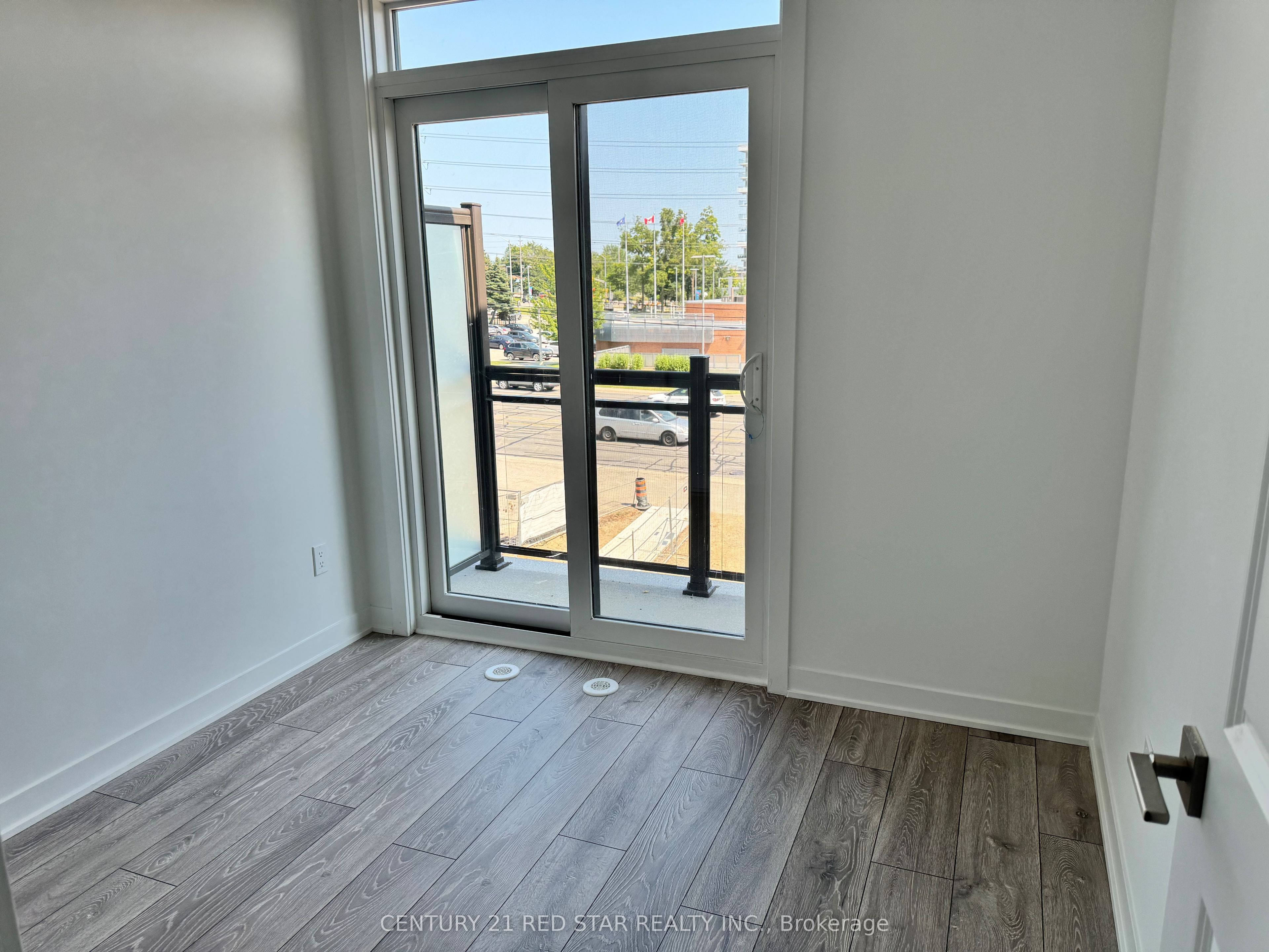 4017 Hickory Drive 11