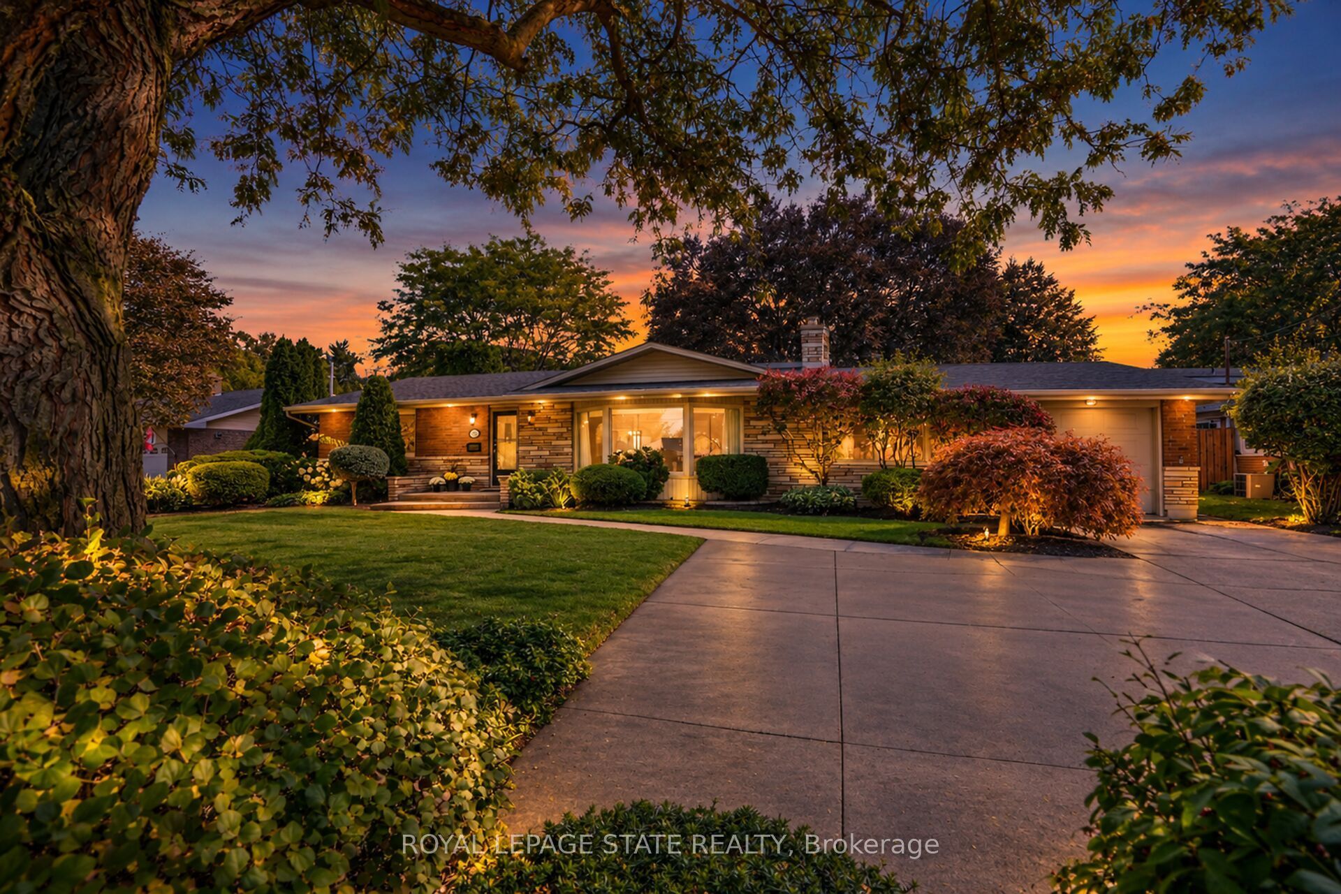 12 Baker Road N