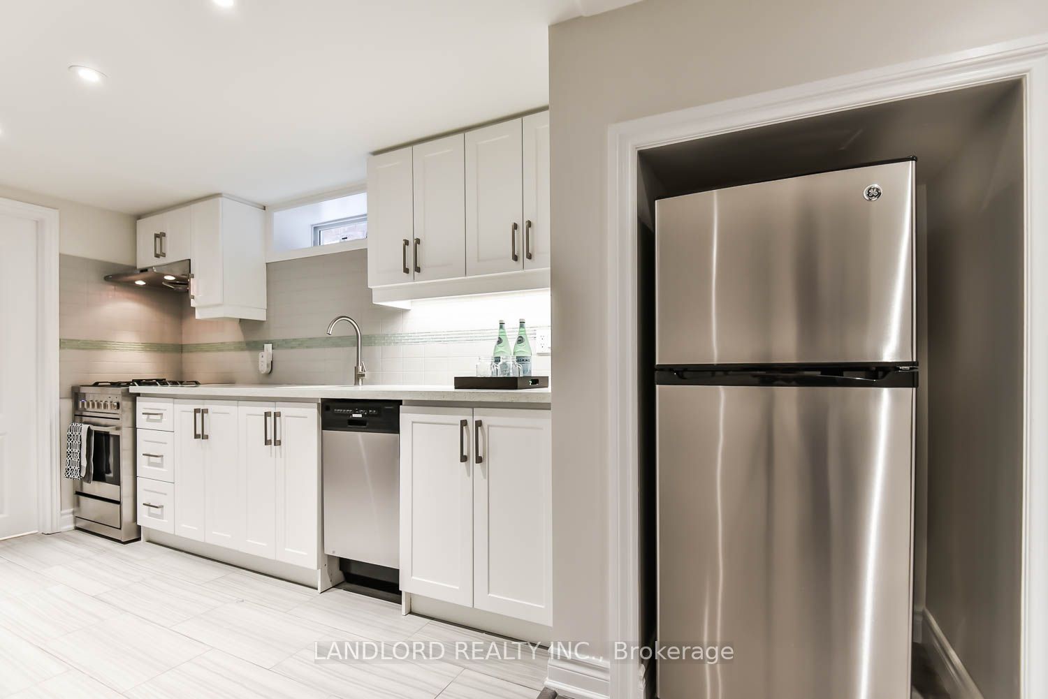 360 Roxton Road BSMT