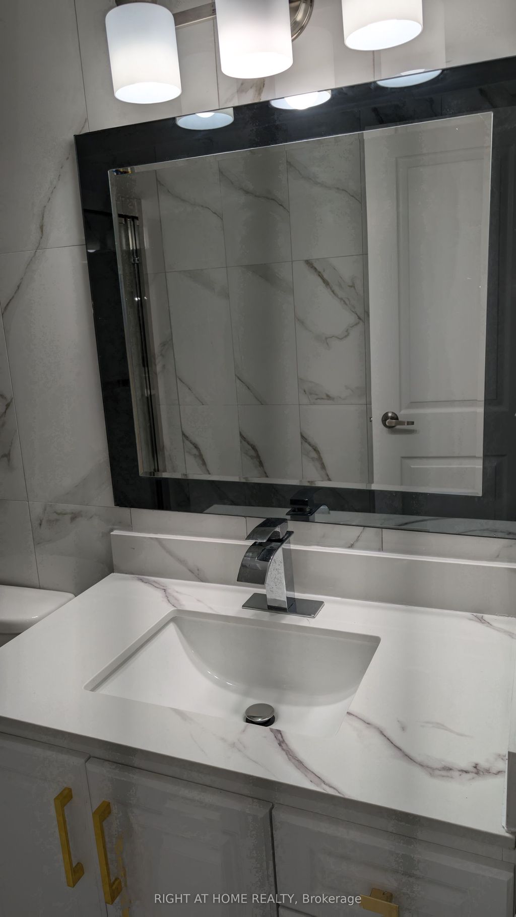 Photo of 340 Dixon Road N #1115, Toronto, ON M9R 1T1 (MLS # W12463017)