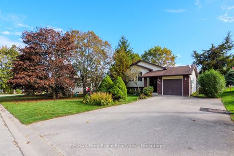 Photo of 349 Taylor Street, South Bruce Peninsula, ON N0H 2T0 (MLS # X12472562)