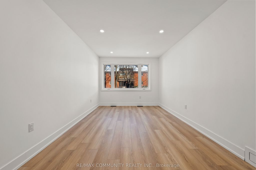 Photo of 340 Albany Avenue, Toronto, ON M5R 3C9 (MLS # C12921354)