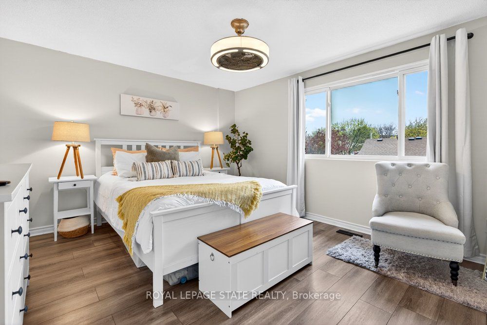 2233 Melissa Crescent
