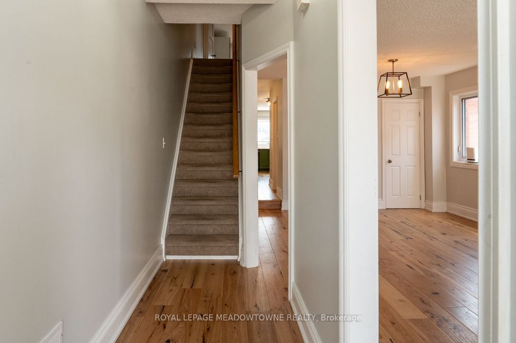 Photo of 17 Kersdale Avenue, Toronto, ON M6M 1C9 (MLS # W12531114)