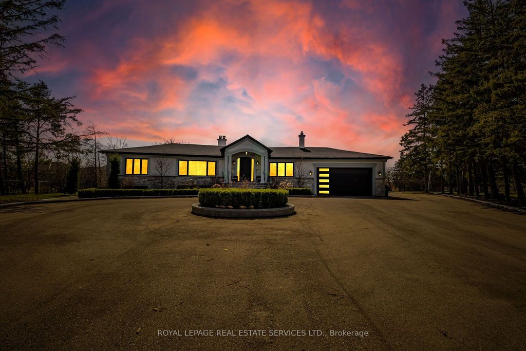 Photo of 12 Julian Drive, Brampton, ON L6P 0L2 (MLS # W12652716)