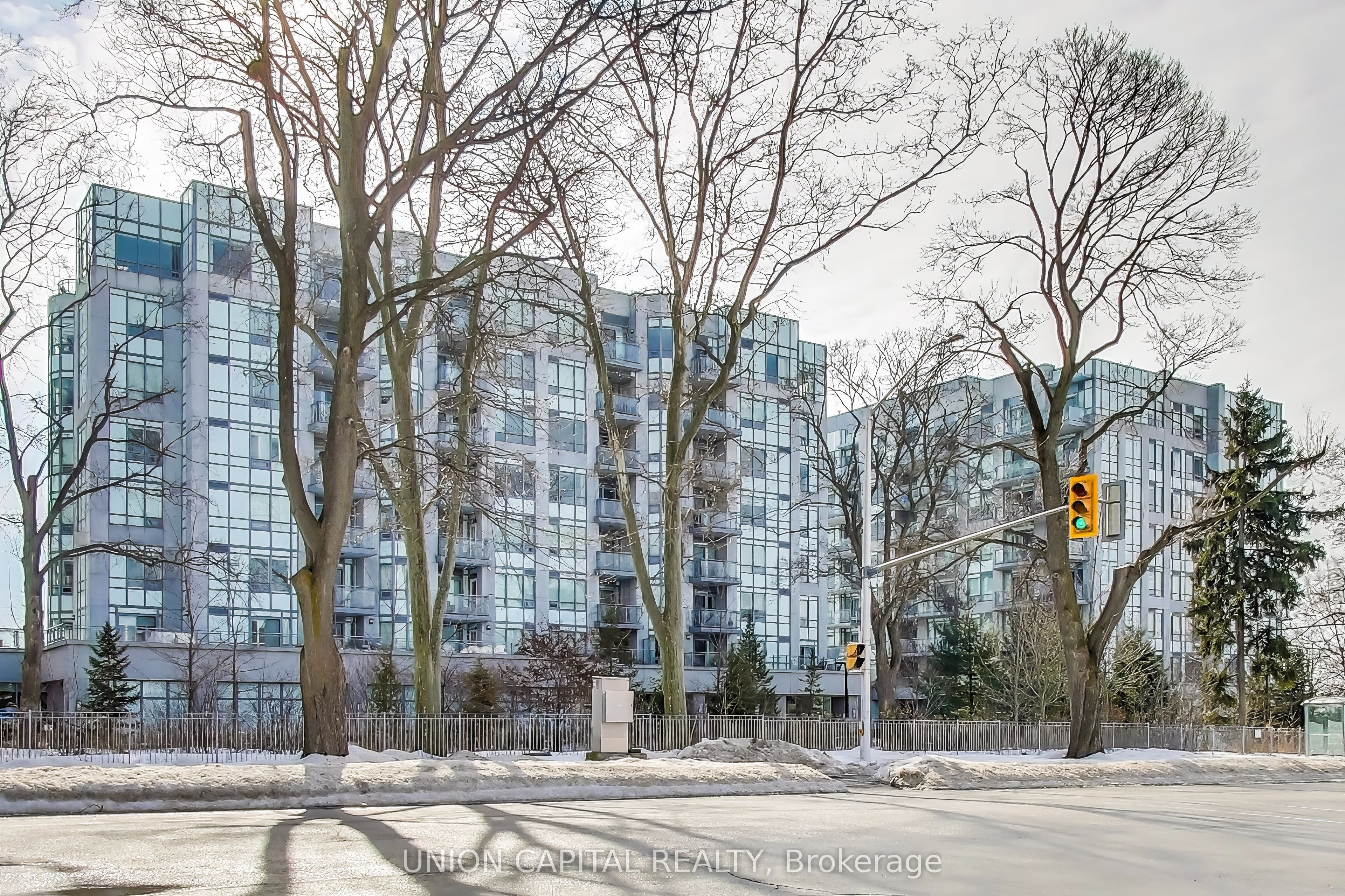 3500 Lakeshore Road W 525