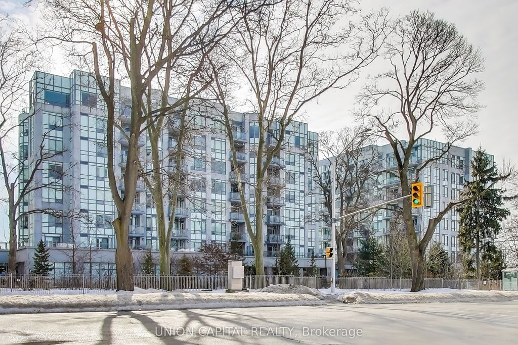 Photo of 3500 Lakeshore Road W #525, Oakville, ON L6L 0B4 (MLS # W12481502)