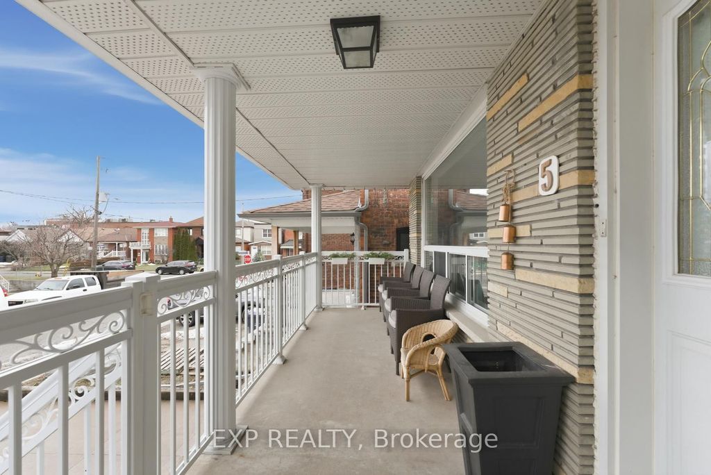 Photo of 5 Hatherley Road, Toronto, ON M6E 1V8 (MLS # W12806274)