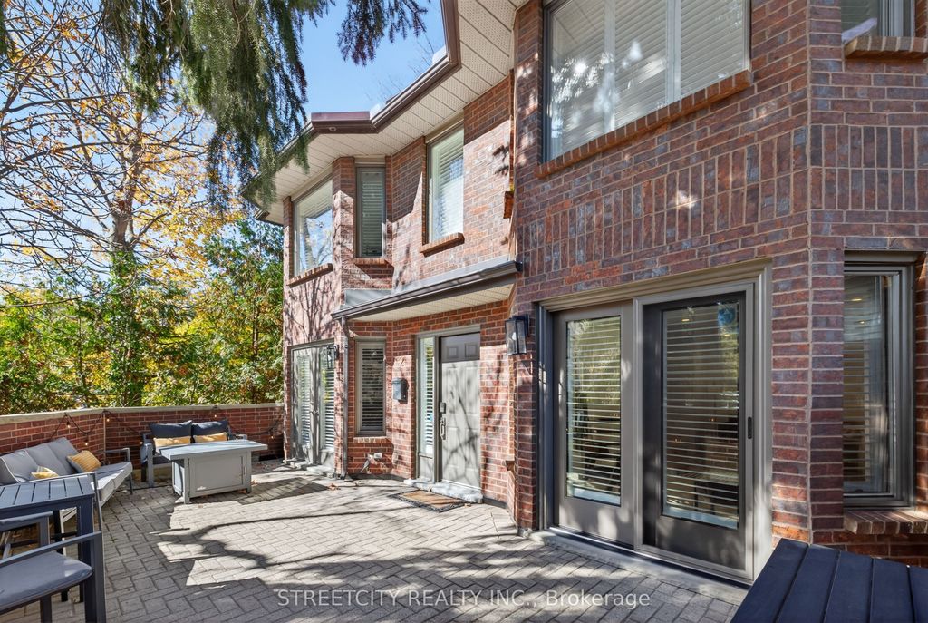 Photo of 152 Albert Street #2, London East, ON N6A 1M1 (MLS # X12703326)