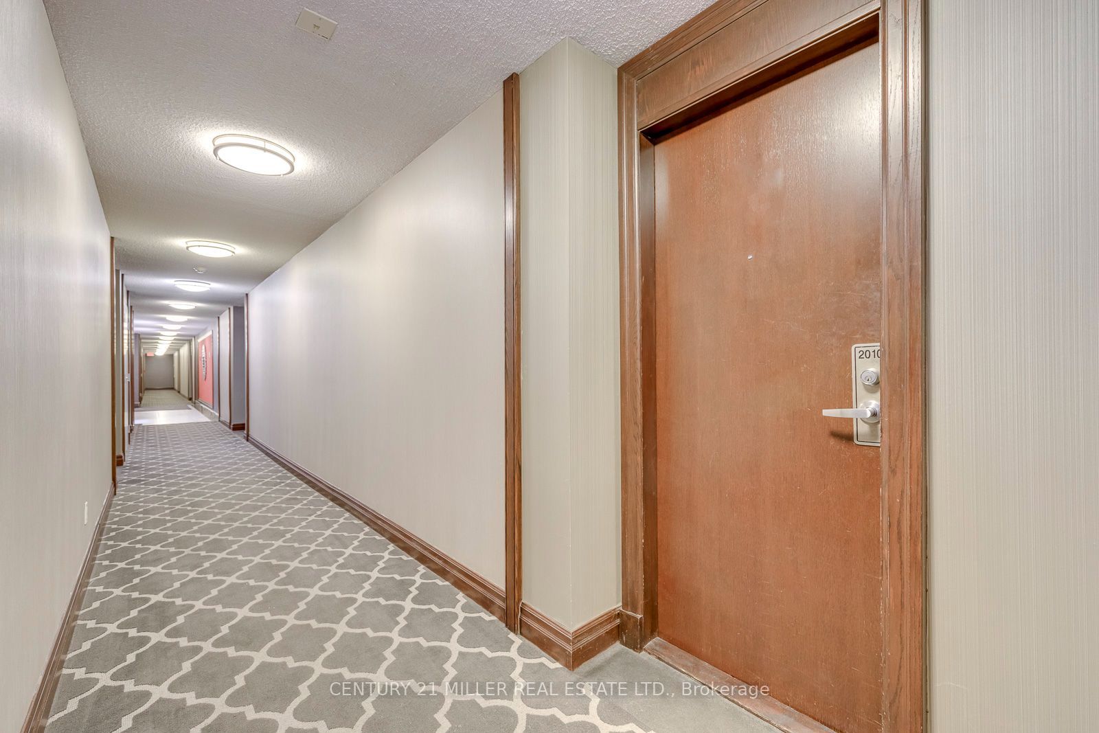335 Rathburn Road W 2010